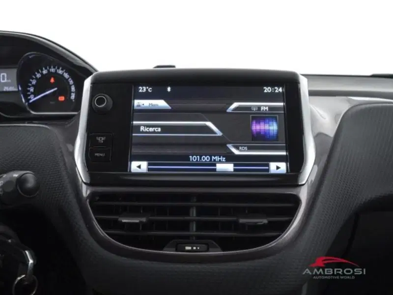 Peugeot 2008 usata a Perugia (4)