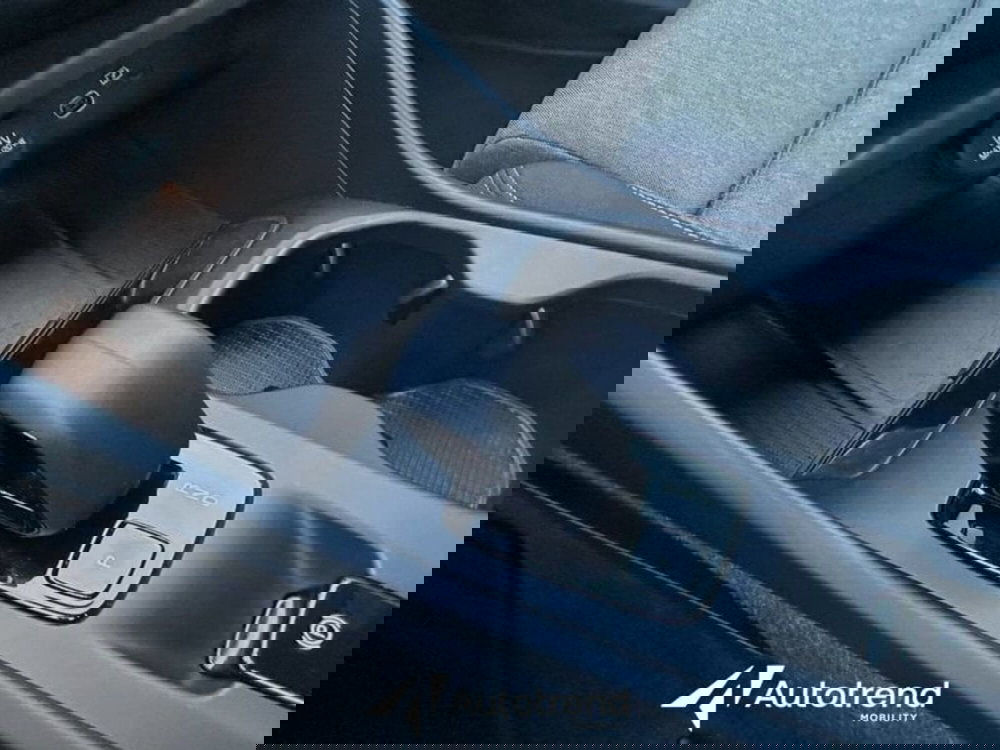 Volvo XC40 usata a Lecce (19)