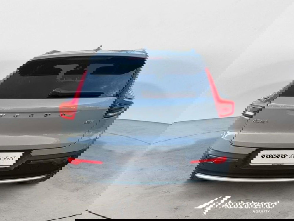 Volvo XC40 usata a Lecce (4)