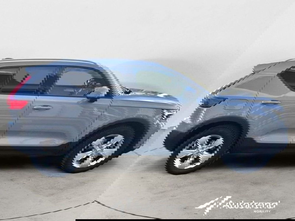 Volvo XC40 usata a Lecce (5)