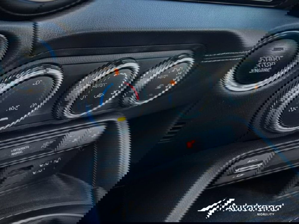 Mazda MX-5 usata a Lecce (12)