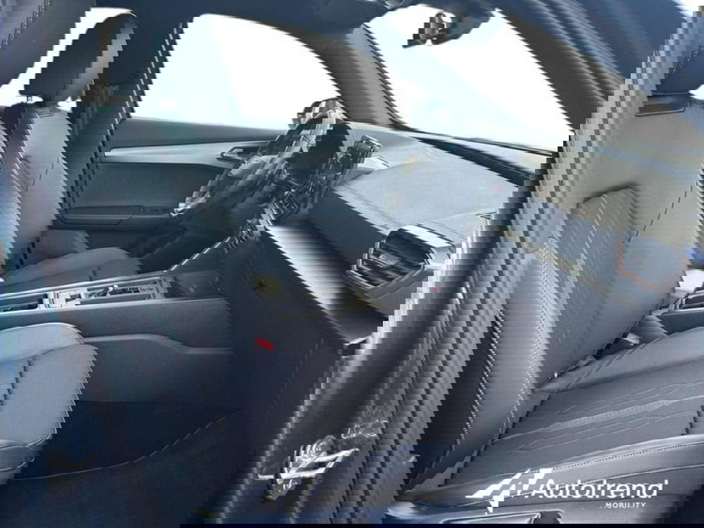 Cupra Formentor usata a Lecce (6)