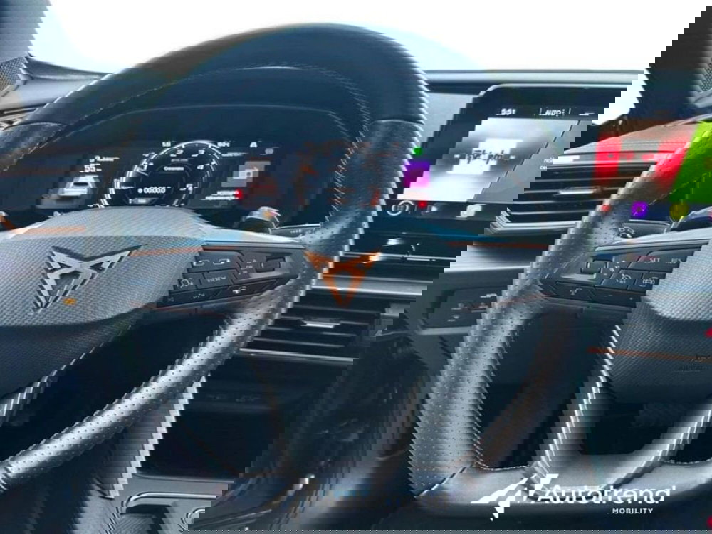 Cupra Formentor usata a Lecce (7)