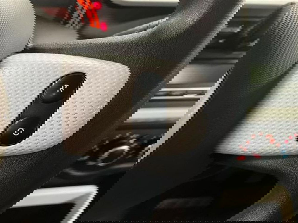 Renault Twingo usata a Como (18)