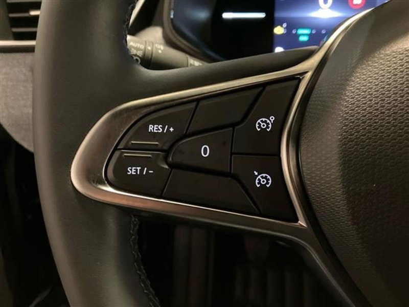 Renault Clio usata a Como (17)