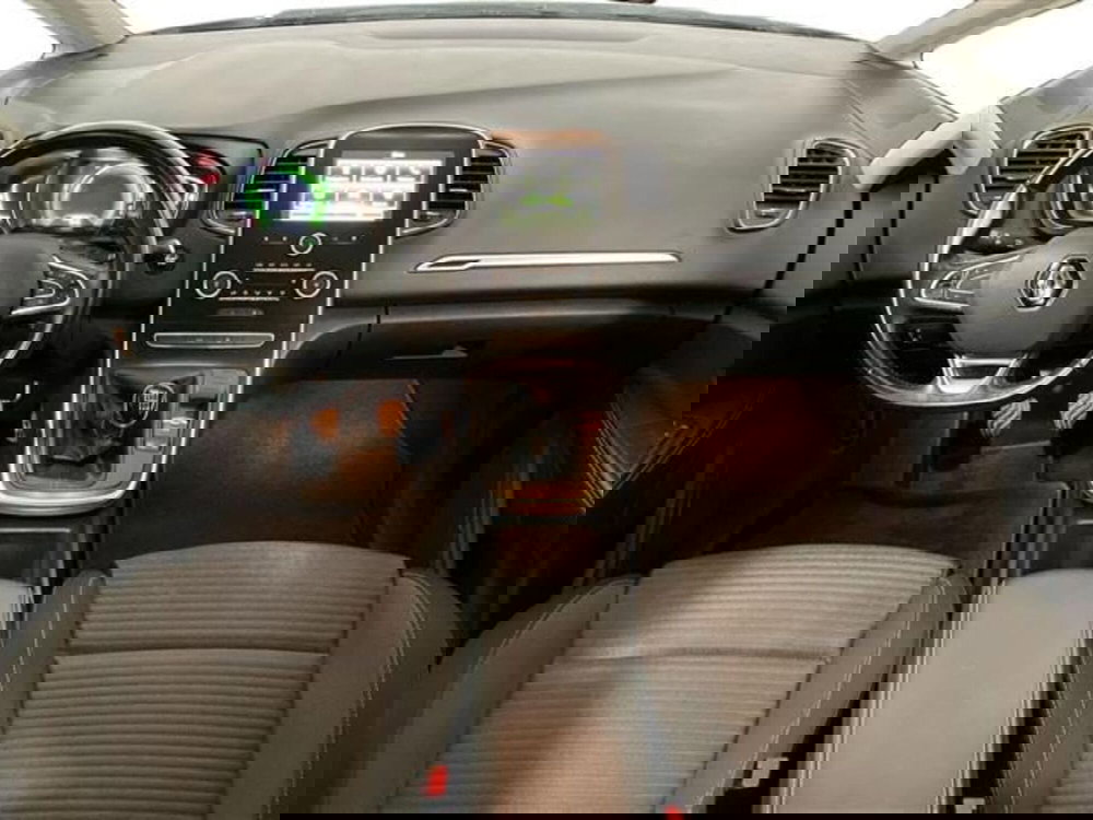 Renault Scenic E-Tech Electric usata a Como (9)