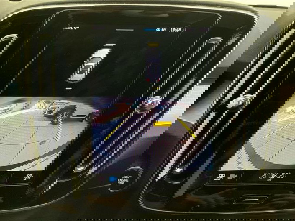 Volvo XC40 usata a Como (13)