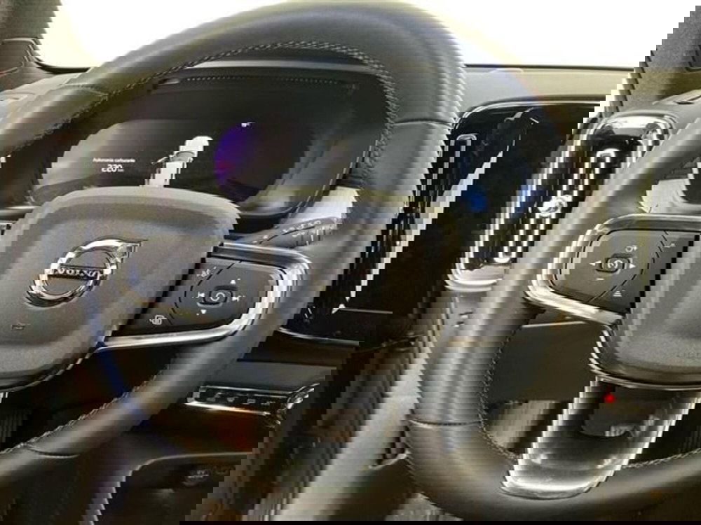 Volvo XC40 usata a Como (16)