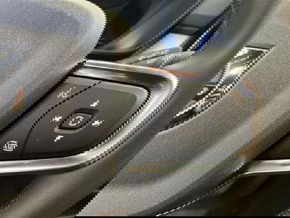 Volvo XC40 usata a Como (18)