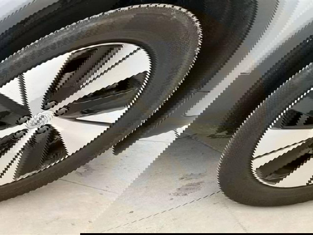 Volvo XC40 usata a Como (6)