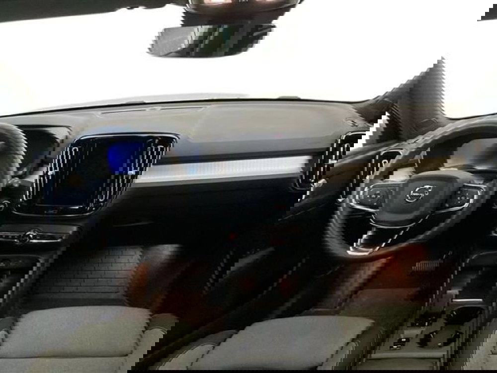 Volvo XC40 usata a Como (9)