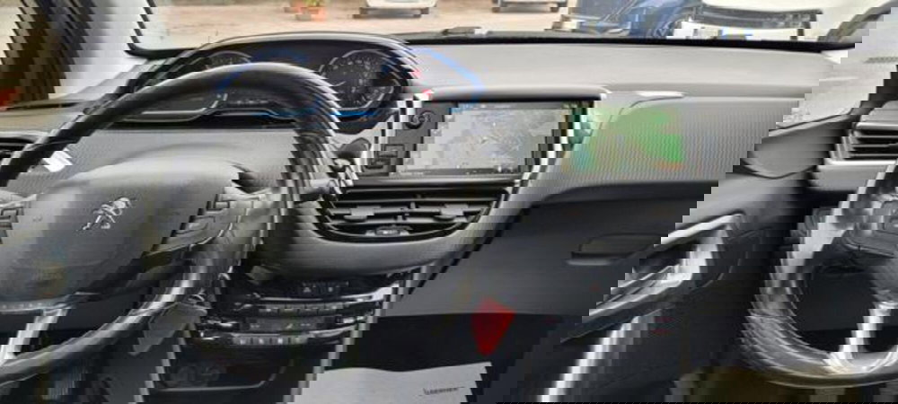 Peugeot 2008 usata a Napoli (10)