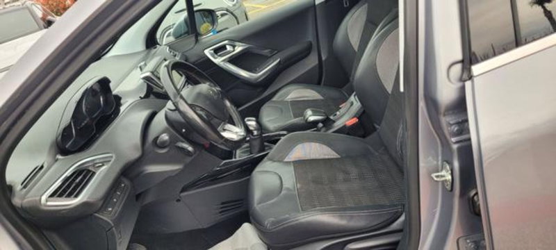 Peugeot 2008 usata a Napoli (4)