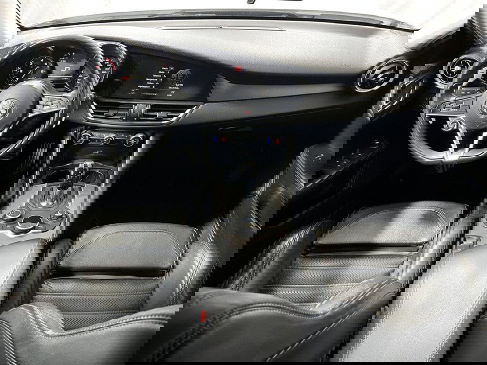 Alfa Romeo Giulia usata a Sondrio (12)