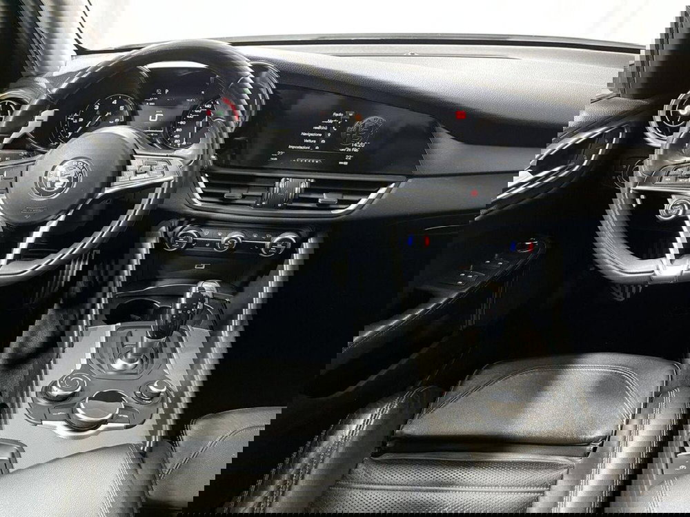 Alfa Romeo Giulia usata a Sondrio (13)