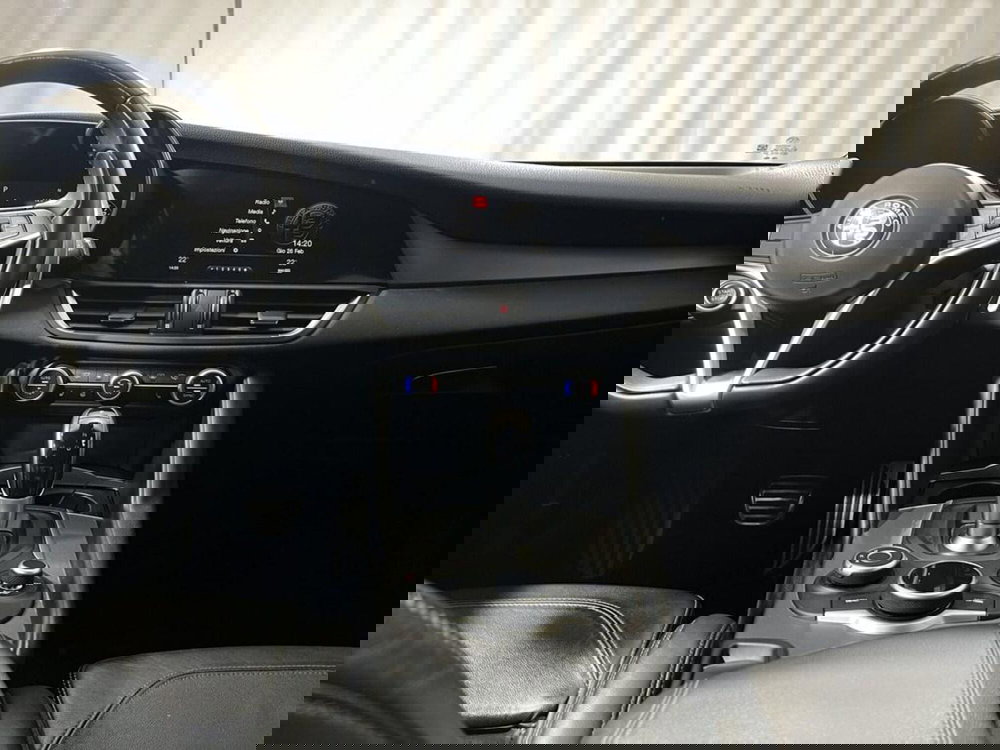 Alfa Romeo Giulia usata a Sondrio (14)