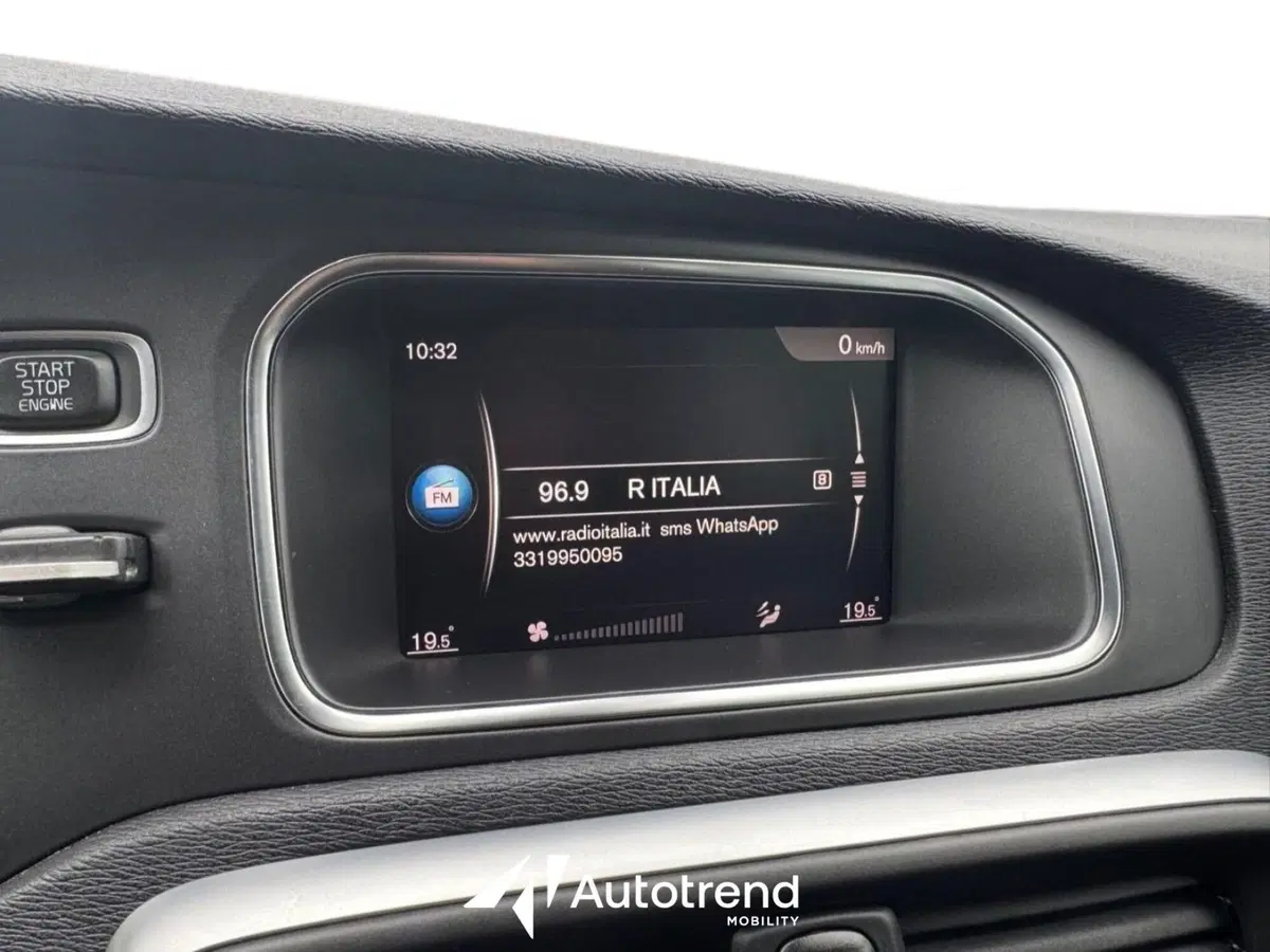 Volvo V40 usata a Bari (11)