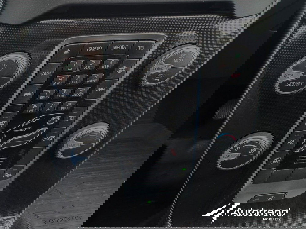 Volvo V40 usata a Bari (12)