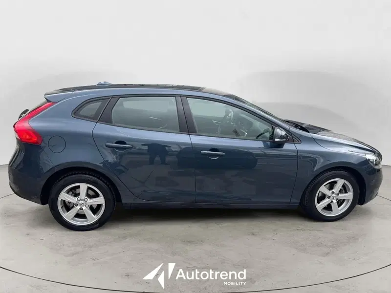 Volvo V40 usata a Bari (5)