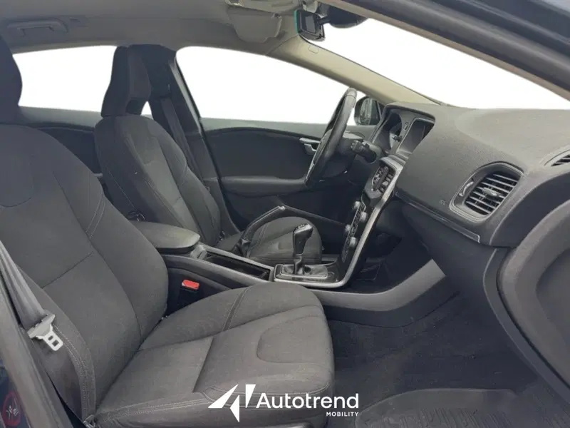 Volvo V40 usata a Bari (6)