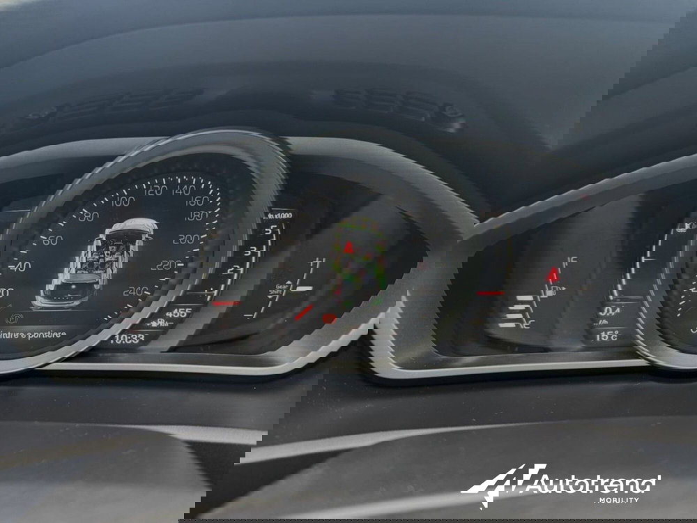 Volvo V40 usata a Bari (9)