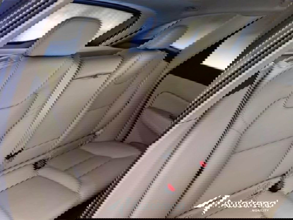 Volvo XC60 usata a Bari (11)