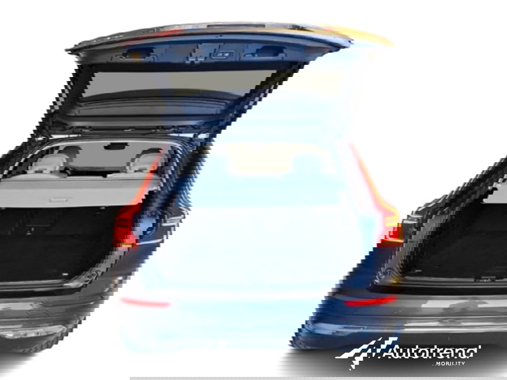 Volvo XC60 usata a Bari (6)