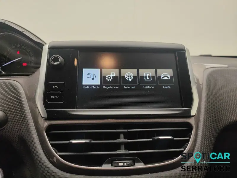 Peugeot 2008 usata a Como (11)