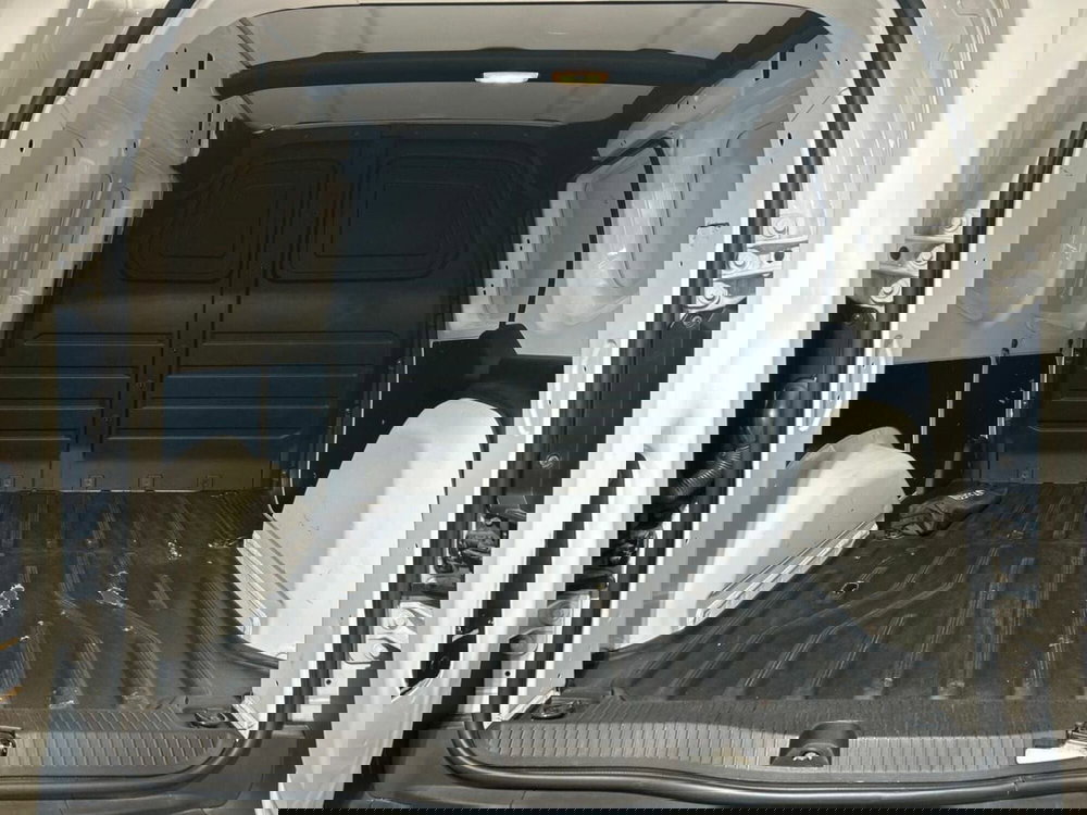 Nissan Townstar usata a Lecco (12)