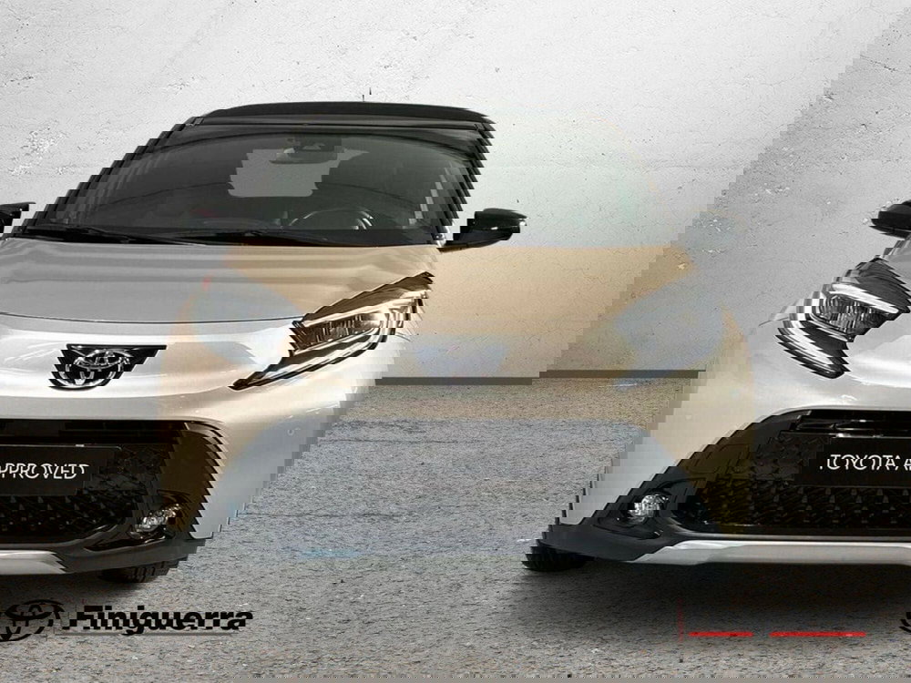 Toyota Aygo X usata a Lecco (3)