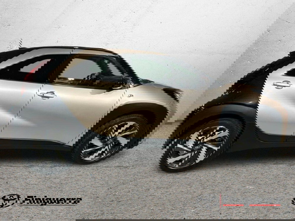 Toyota Aygo X usata a Lecco (6)