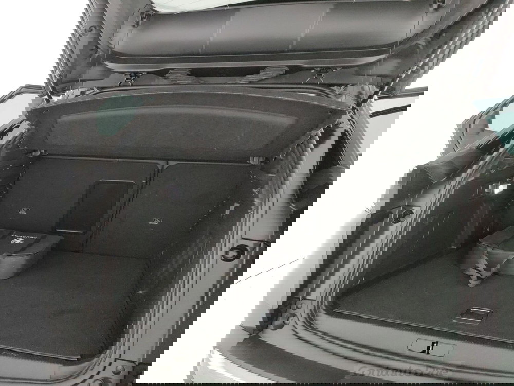 Peugeot 3008 usata a Caserta (8)