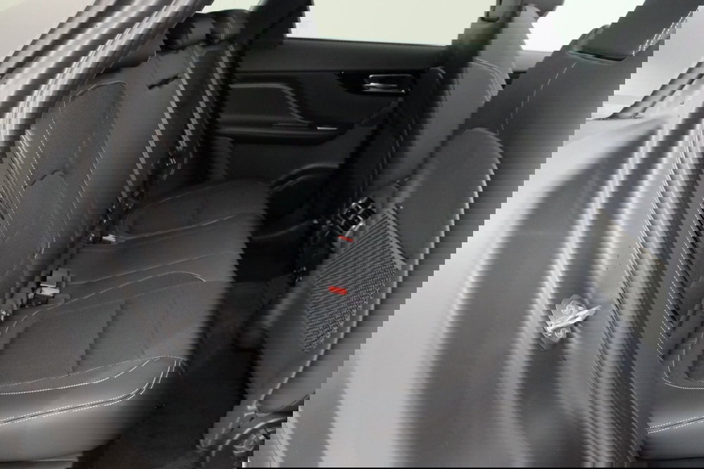 Jaguar F-Pace usata a Torino (5)