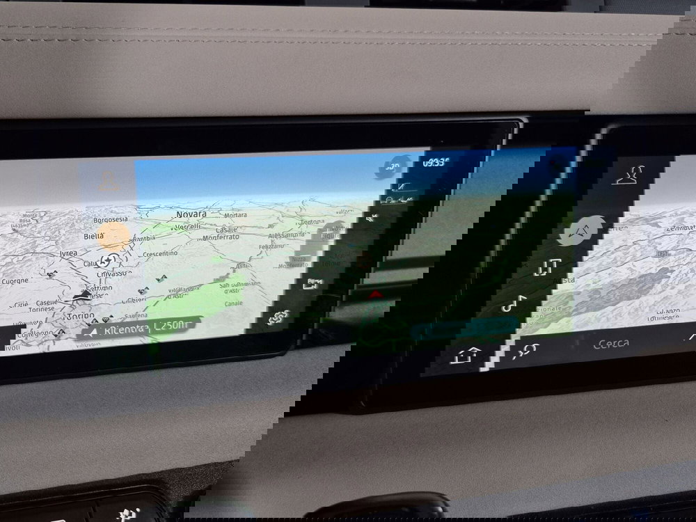 Land Rover Defender usata a Torino (9)