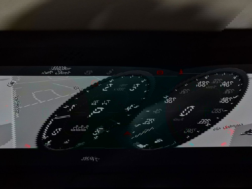 Land Rover Defender usata a Torino (11)