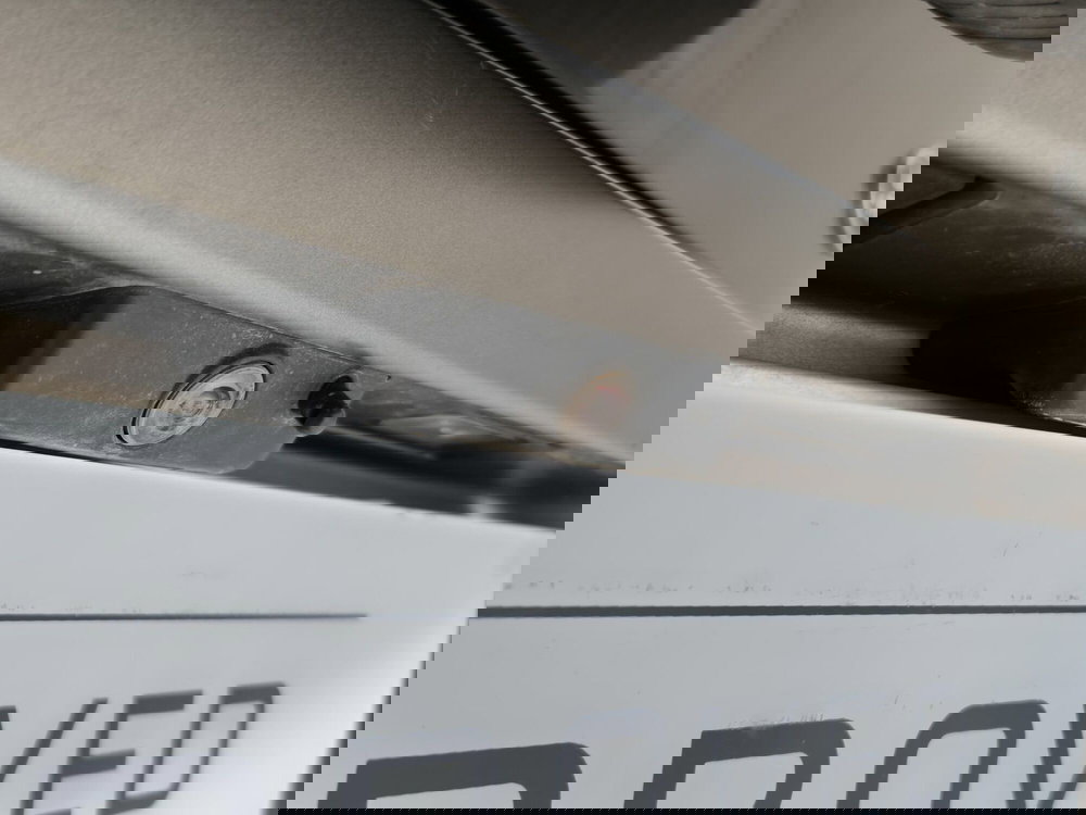 Land Rover Defender usata a Torino (16)