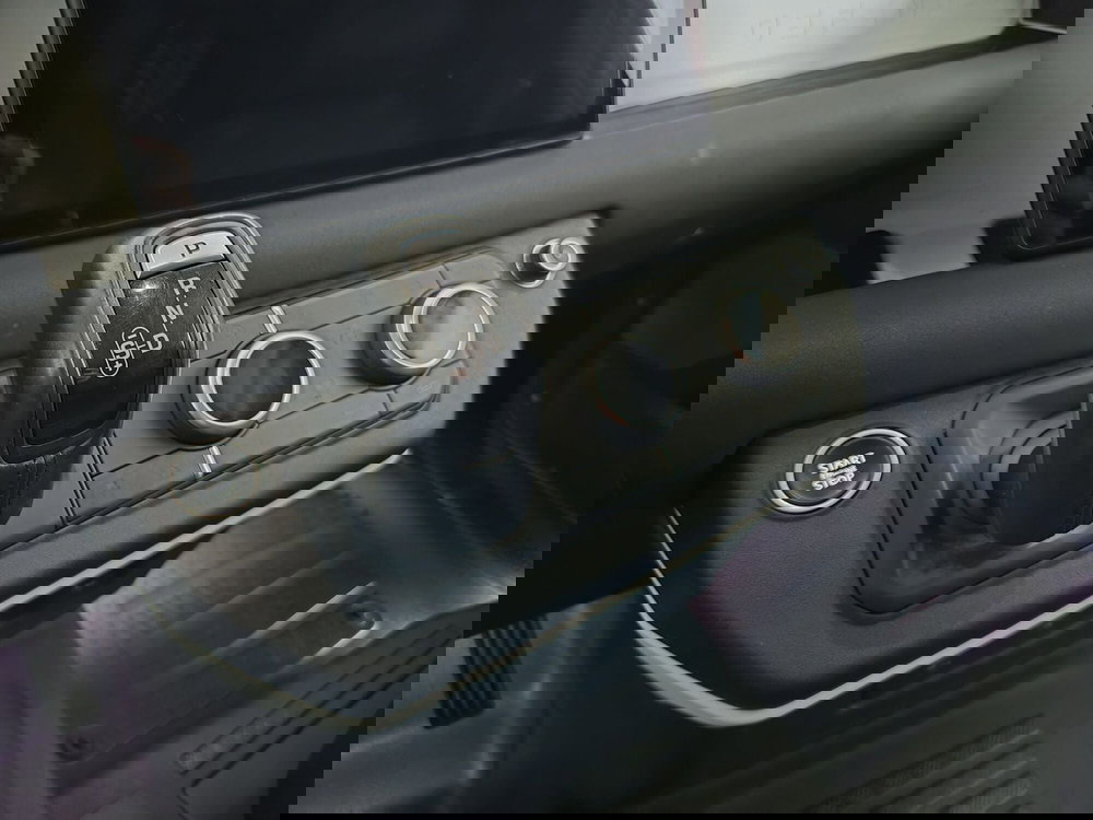 Land Rover Defender usata a Torino (10)