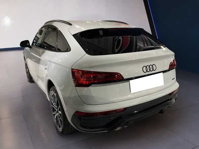 Audi Q5 Sportback usata a Torino (3)