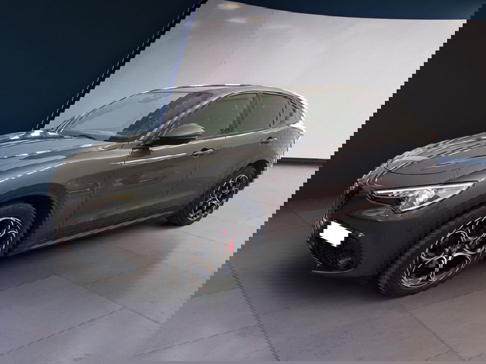 Alfa Romeo Stelvio usata a Torino (3)