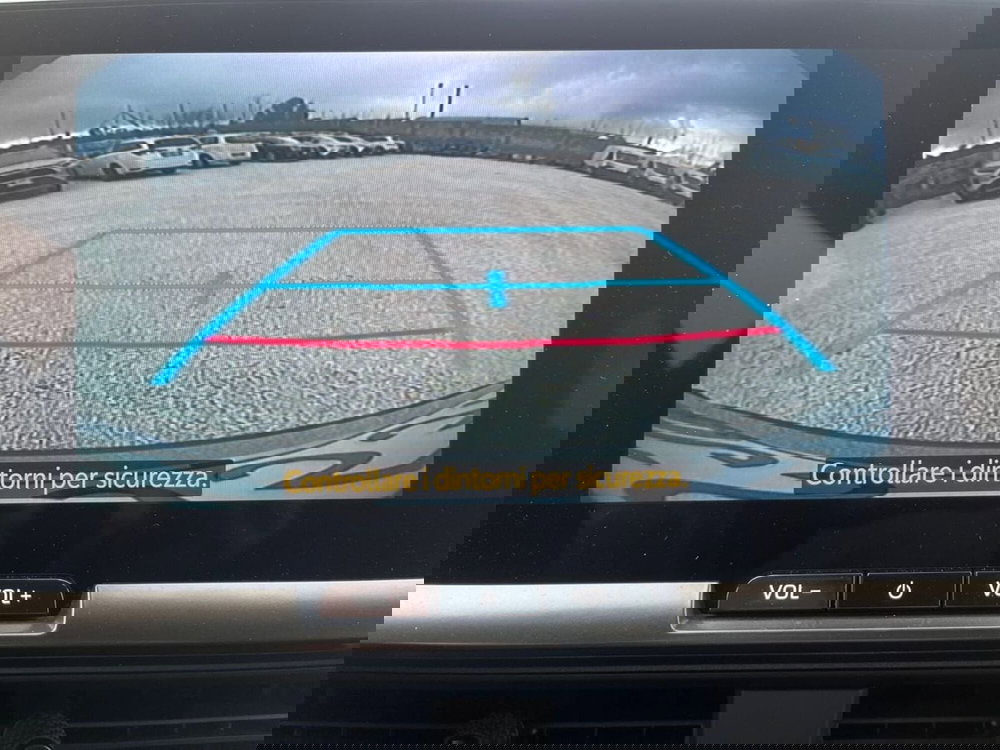 Toyota Toyota C-HR usata a Ragusa (12)