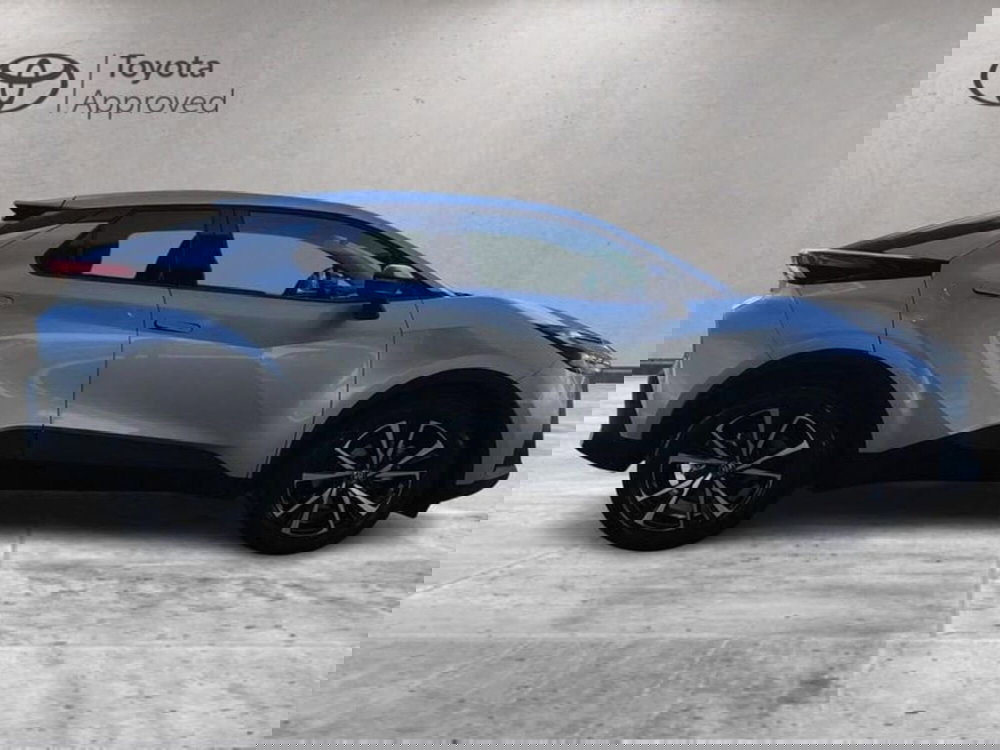 Toyota Toyota C-HR usata a Cagliari (5)