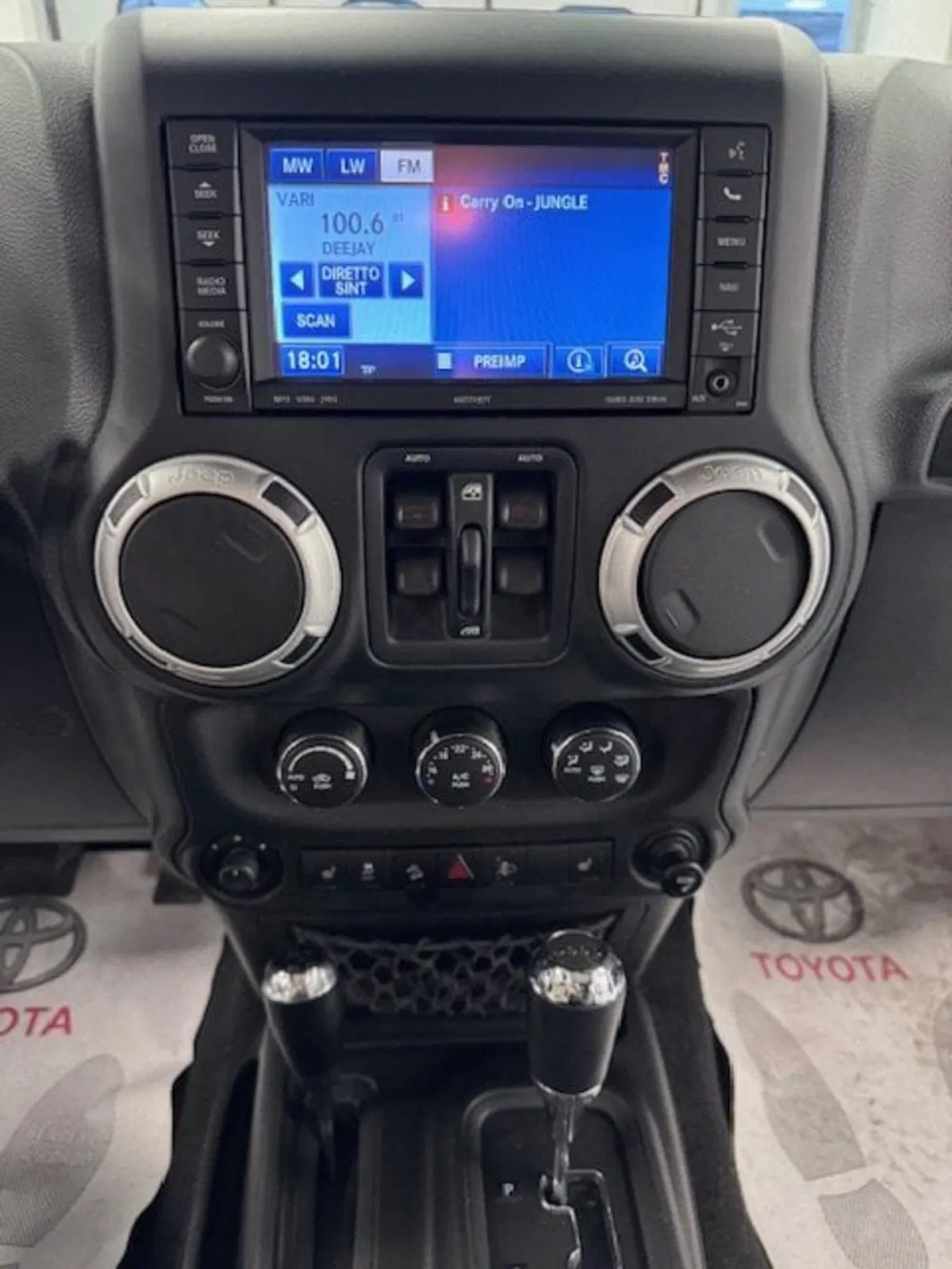 Jeep Wrangler Unlimited usata a Prato (14)