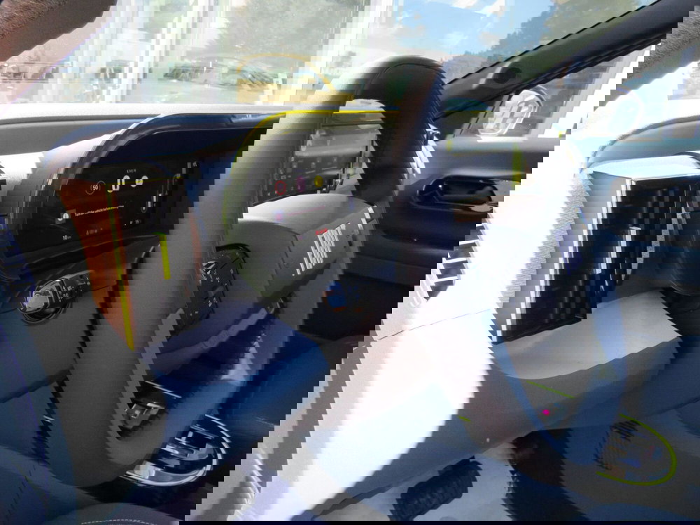 Fiat Grande Panda nuova a Monza e Brianza (8)