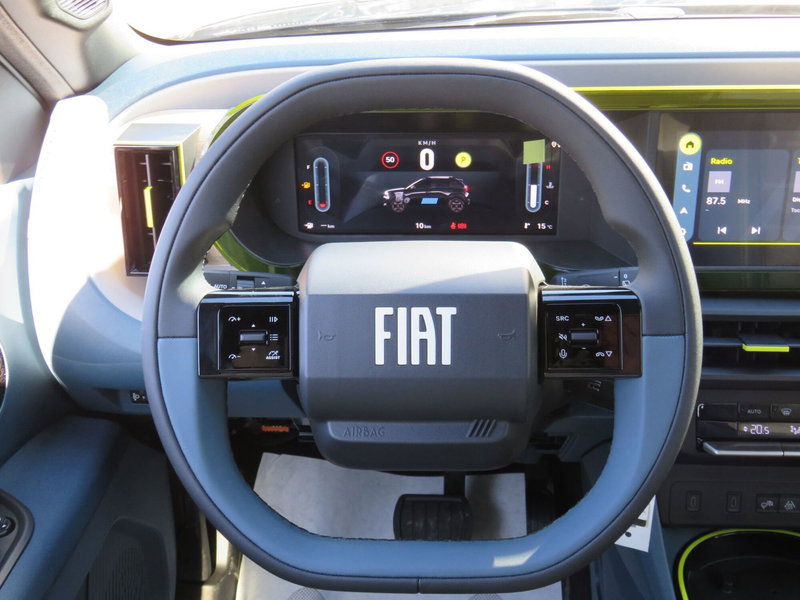 Fiat Grande Panda nuova a Monza e Brianza (12)