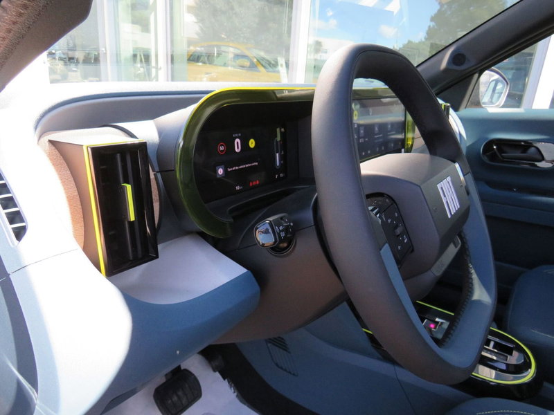 Fiat Grande Panda nuova a Monza e Brianza (8)