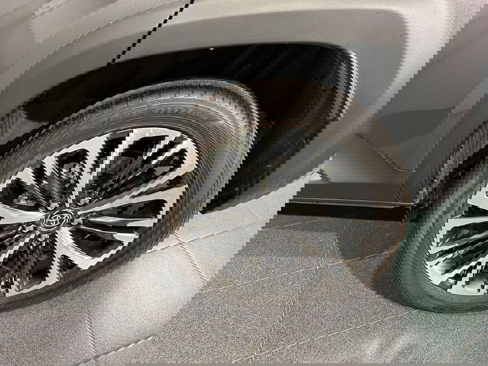 Toyota Yaris Cross usata a Milano (7)