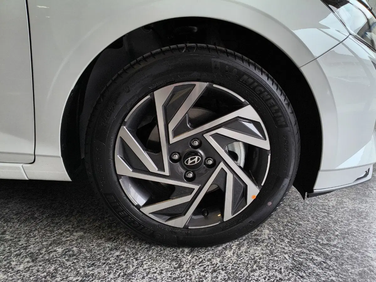 Hyundai i20 nuova a Macerata (10)