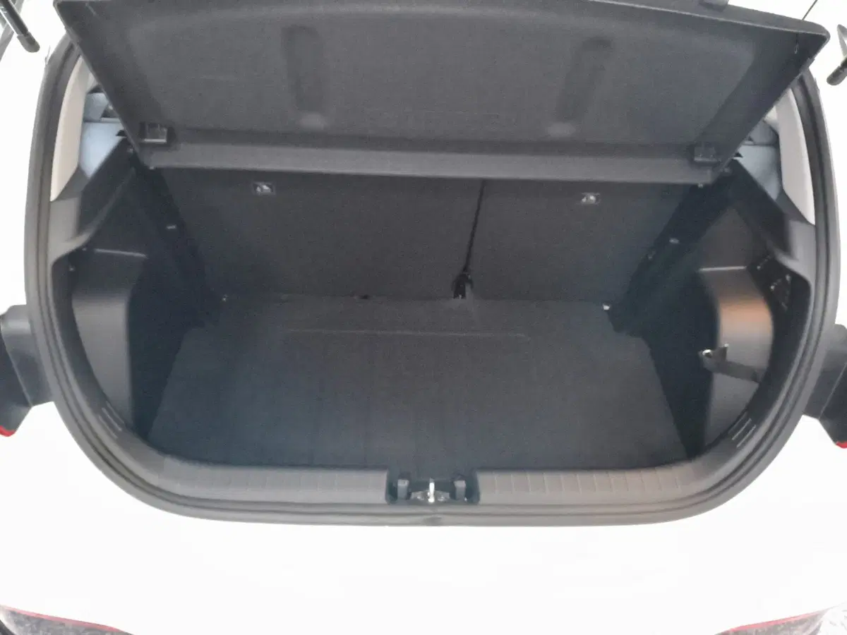 Hyundai i20 nuova a Macerata (16)