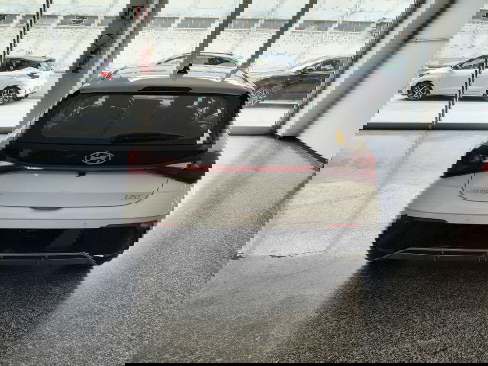 Hyundai i20 nuova a Macerata (4)