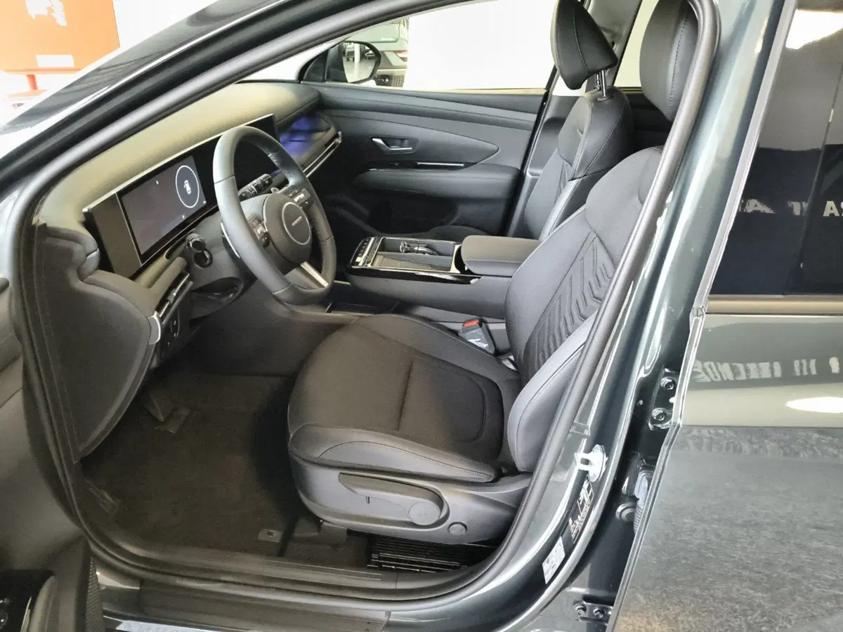 Hyundai Tucson nuova a Macerata (17)